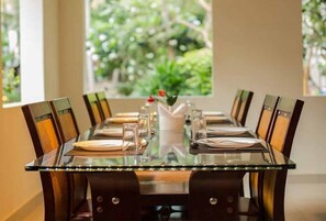 Restaurant - Leisure Inn Resort by NHospitality (Cheyyur)