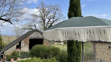 Enceinte de lâhĂ©bergement