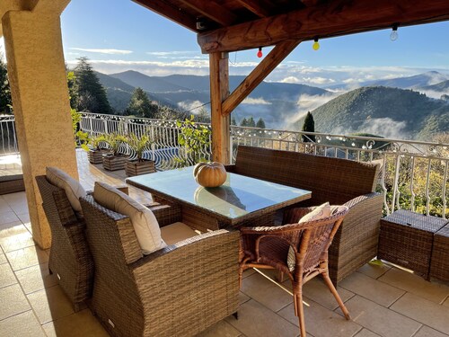 Villa dans les Cévennes - piscine privée chauffée