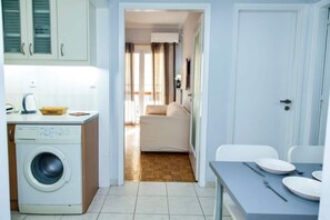 Private kitchen - Cozy apt in the center of Athens (Athens)