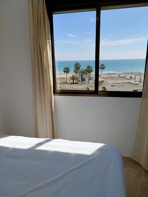 3 quartos, ferros/tábuas de passar roupa, Wi-Fi, roupa de cama