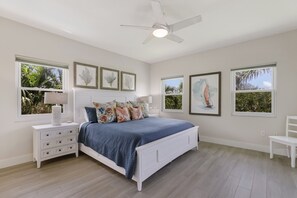 3 soverom, skrivebord, strykejern/-brett og wi-fi (inkludert)