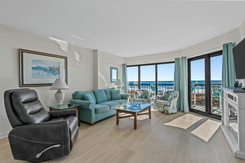 Luxury Oceanfront Corner 2BD