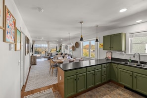 Interior - Amazing Mountain Views (Lake Placid)