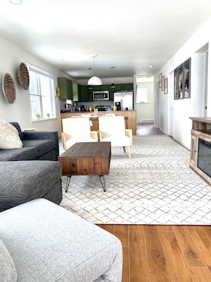 Smart TV, fireplace, books - Amazing Mountain Views (Lake Placid)