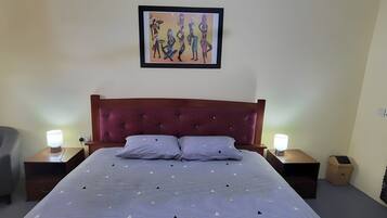 5 soveværelser, strygejern/strygebræt, sengetøj