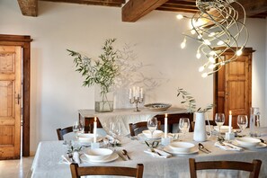 Dining - VILLA CARNICELLI eco-friendly,sustainable, 450m² (4,850ft²),private pool, design (Gragnano di Capannori)