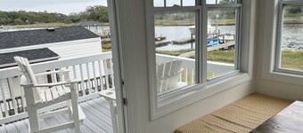 Boat lovers dream rental.....Lovely home on ICW. Boat lift, Tesla charger