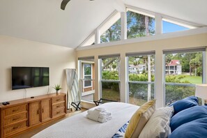 3 bedrooms, travel crib, WiFi