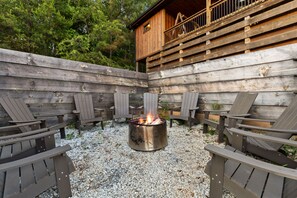 Property grounds - 10% Off Member Deal•10 min>Town•Mtn Views•Hot Tub•Movie Theater•Firepit•Pond (Morganton)