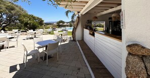 Poolside bar