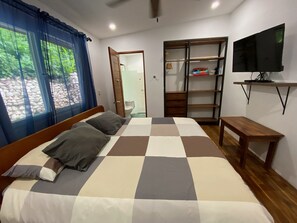 2 Schlafzimmer, Zimmersafe, Schreibtisch, Reisekinderbett