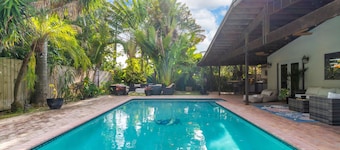 Luxury Resort Oasis & Heated Pool