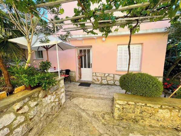 Terrace/patio - Studio with terrace and air conditioning (Jadranovo)