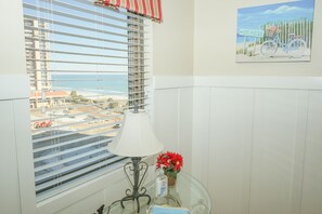Interior - BOOM!  New on VRBO - Taking bookings NOW! (Myrtle Beach)