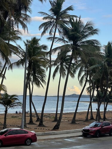 Vistas Del Mar Cozy apartment with ocean view, 5 minutes to beaches