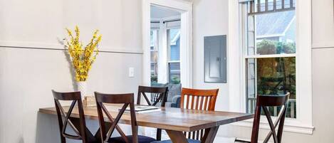 تناول الطعام