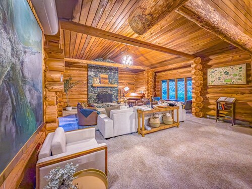 Red Mountain Retreat
 Restore - Reconnect - Rise