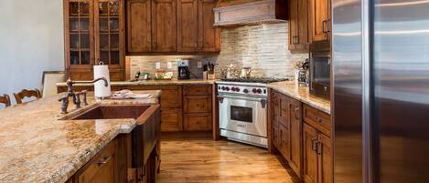 Fridge, microwave, oven, dishwasher
