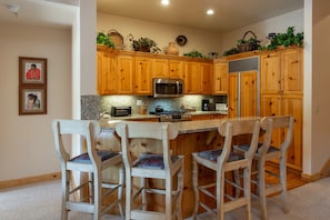 Frigorifero, microonde, forno, lavastoviglie