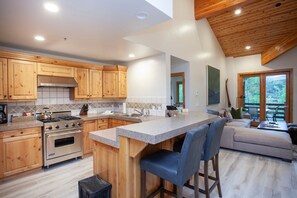 Frigorifero, microonde, forno, lavastoviglie