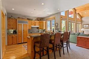 Fridge, microwave, oven, dishwasher - Trail's End Lodge at Deer Valley Resort - Four Bedroom Residence with Spa #18 (Park City)