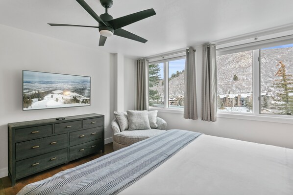 Fer et planche Ă repasser, Wi-Fi, draps fournis