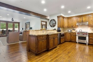 Fridge, microwave, oven, dishwasher