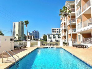 Immagine non classificata, 2 di 23, pulsante