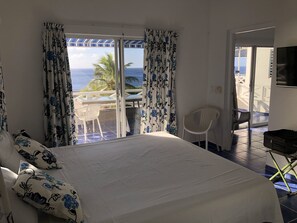 3 bedrooms, desk, free WiFi, bed sheets