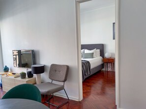 1 chambre, fer et planche à repasser, Wi-Fi gratuit, draps fournis