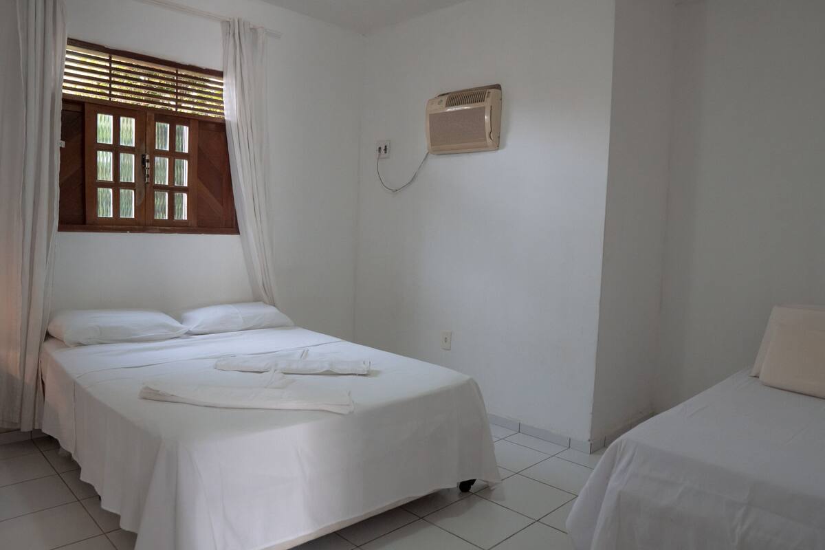 Minibar, free WiFi