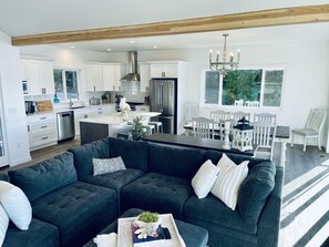 Smart TV, fireplace, video games, DVD player