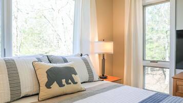 2 sovrum, strykjÀrn/strykbrÀda, gratis wi-fi och sÀngklÀder