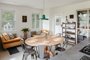 Dining - Modern Farmhouse With Expansive Catskills Views (Roscoe)