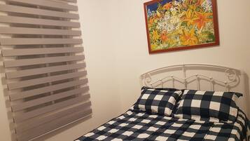 1 bedroom, iron/ironing board, free WiFi, bed sheets