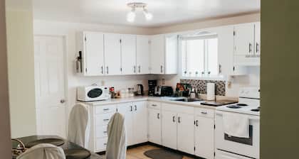 Beautiful 2 bedroom residential home in Kentville