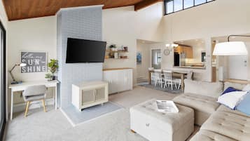 Smart TV, computer monitors