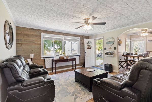 TV connectée, chaîne hi-fi