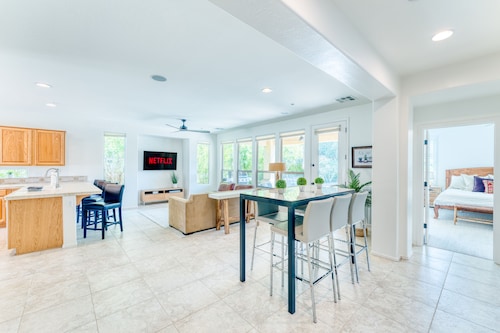 Luxury Getaway in Peoria