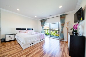 6 camere, una scrivania, Wi-Fi gratuito, lenzuola