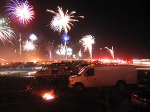 Outdoor dining - Long Beach WA  Oceanfront 4th of July week (Long Beach)