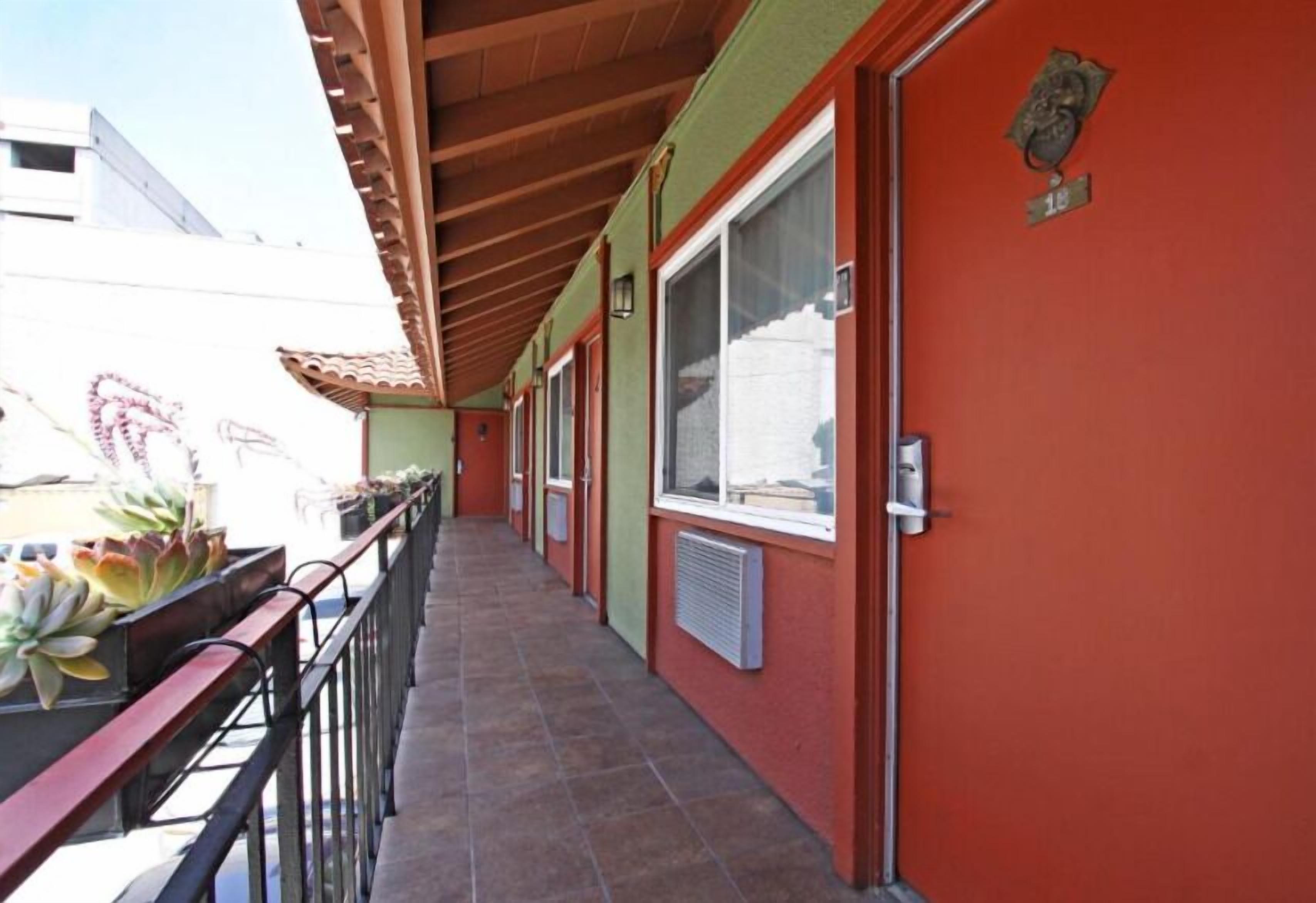 Photo - Royal Pagoda Motel Dodger Stadium