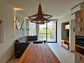 TV, offices - Playa del Carmen Apartment: Rooftop Pool & Beach! (Solidaridad)