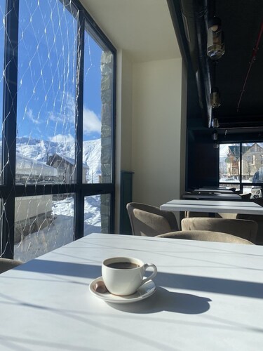 Apartment  with Mountain  view in Gudauri