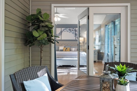 3 bedrooms, iron/ironing board, free WiFi, bed sheets. Ocean Pines Retreat with Beach Club