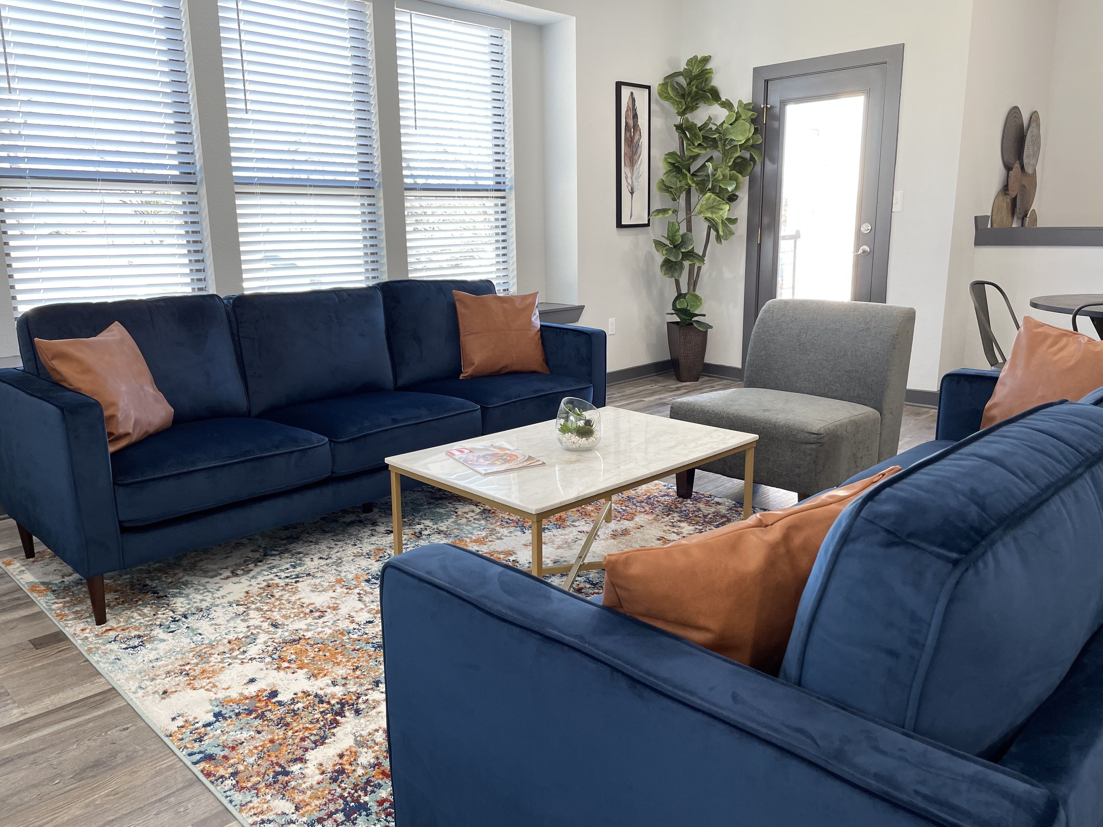 Upstairs Loft-near Downtown, FairPark, DeepEllum, Conv. Cntr. Book.Arrive.Enjoy