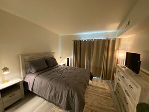 1 bedroom, desk, iron/ironing board, free WiFi