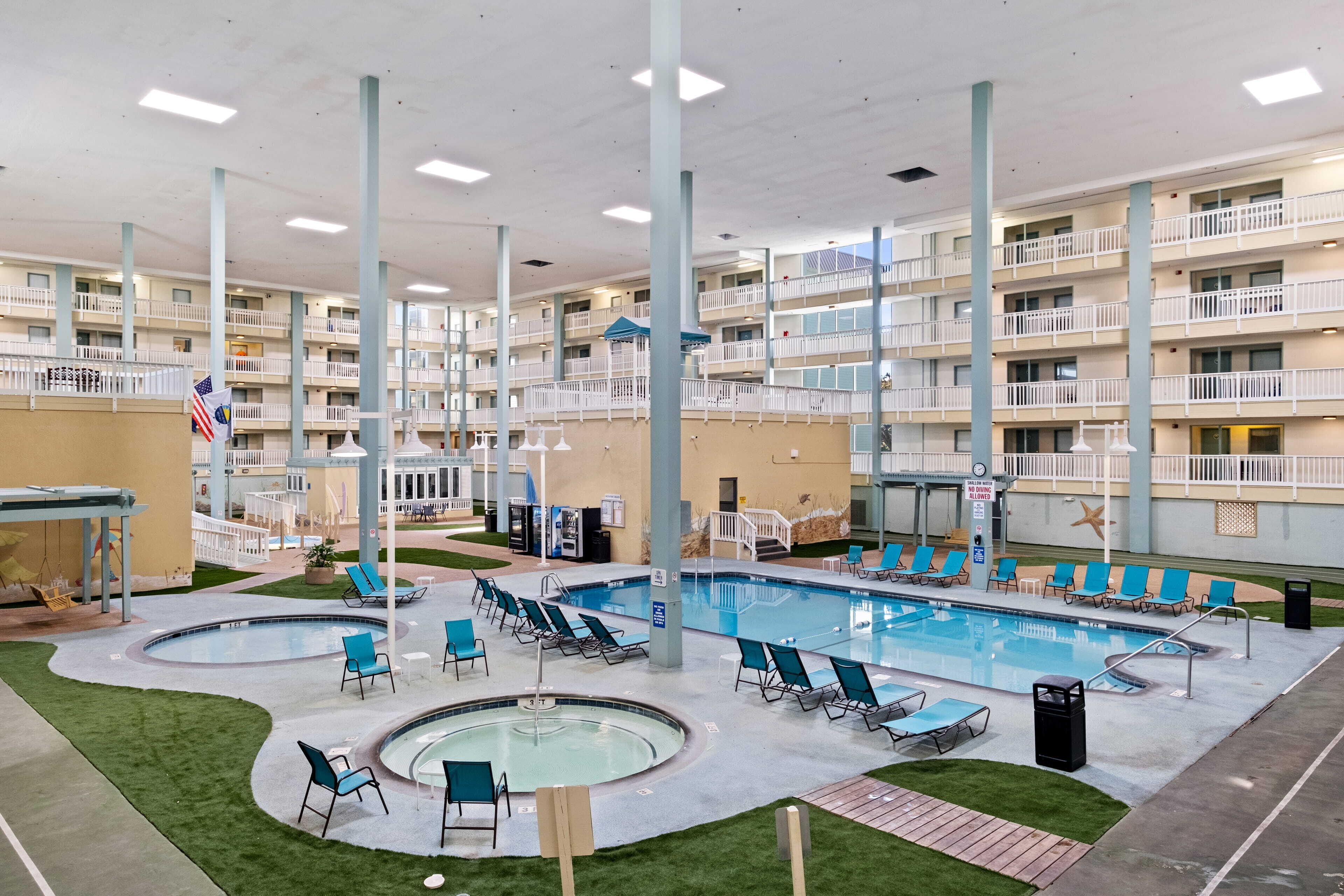 Indoor pool, outdoor pool