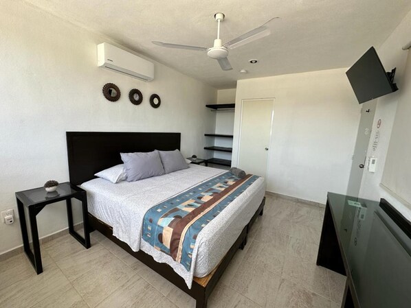 King Size Room with Balcony